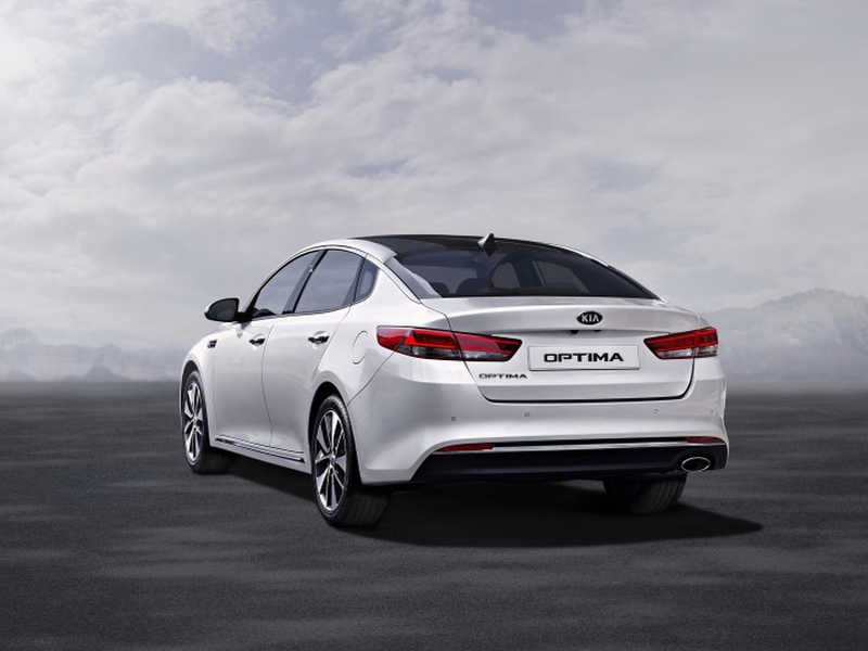 Новые KIA Optima и KIA Sportage доберутся до РФ весной 2016 года