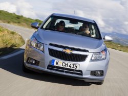 Chevrolet Cruze I (J300): С надеждой на лучшее