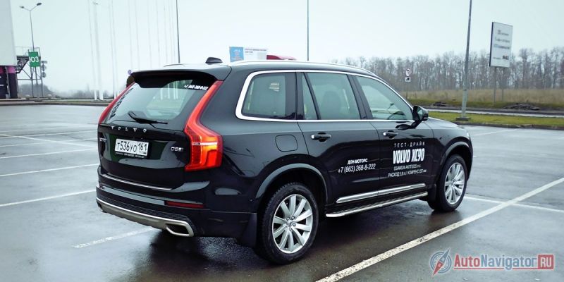 Россия является одним из приоритетных рынков для компании Volvo и основной упор шведы в последнее время делают на новую генерацию модели XC90: проводят в салонах скидочные акции, предлагают клиентам дополнительные опции и услуги, расширяют комплектации автомобиля