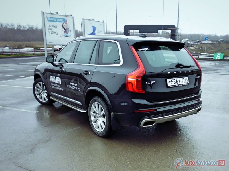 Возможно, на сегодняшний день Volvo XC90 - лучший в мире семейный премиальный автомобиль по соотношению цены, качества, надежности, безопасности, экономичности и комфорта