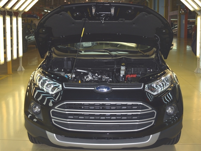 Ford EcoSport получил моторы российского производства