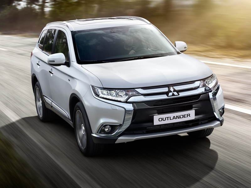 Mitsubishi Outlander доступен в России со скидкой 40 000 рублей