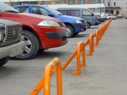 Эксперимент с парковками для резидентов продлится в Москве почти год