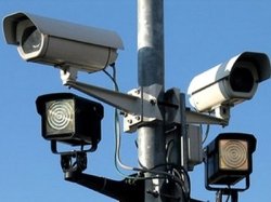 Московские камеры за месяц выявили более 30 тыс. нарушений правил остановки автомобилей