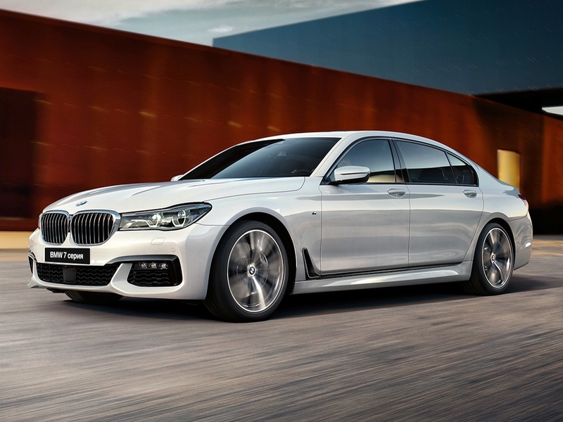 BMW 740Li xDrive — в России от 5 730 000 рублей