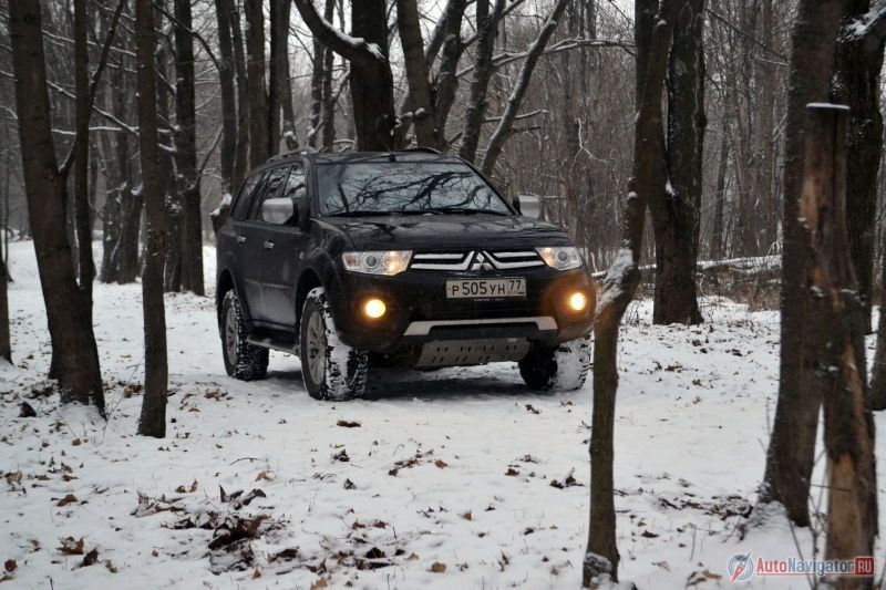 Mitsubishi Pajero Sport II: Простота и надежность