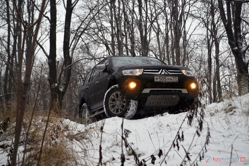 Ксеноновых фар не будет только у базовых версий, а вот противотуманки совершенно обычные. И светодиодных дневных ходовых огней нет. Но это только придает дополнительной олдскульности