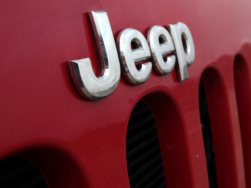 С российского рынка отзываются Jeep Cherokee, Jeep Commander и Chrysler 300