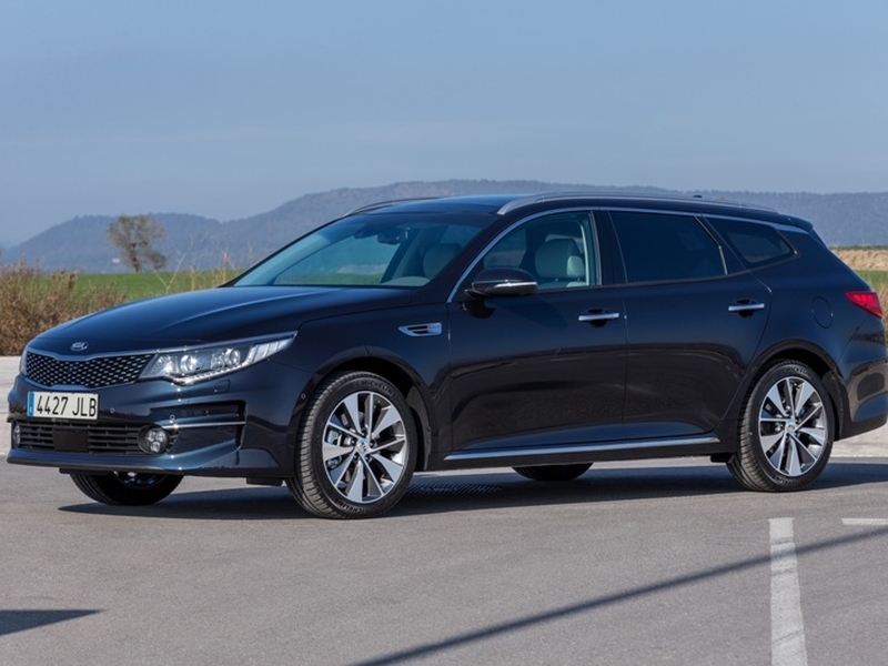 Geneva International Motor Show 2016: KIA Optima Sportswagon