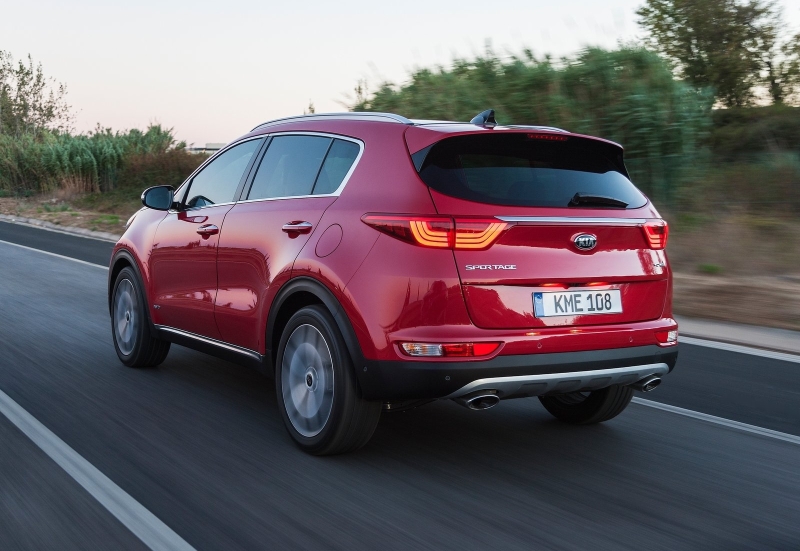 Покупателям нового KIA Sportage будут предложены разнообразные и самые современные системы оповещения об опасности и снижения риска столкновения