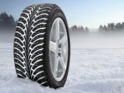 Московских автомобилистов просят не спешить снимать зимнюю резину