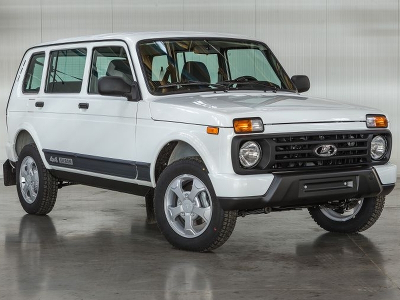 ВАЗ приступил к выпуску Lada 4х4 Urban 5d