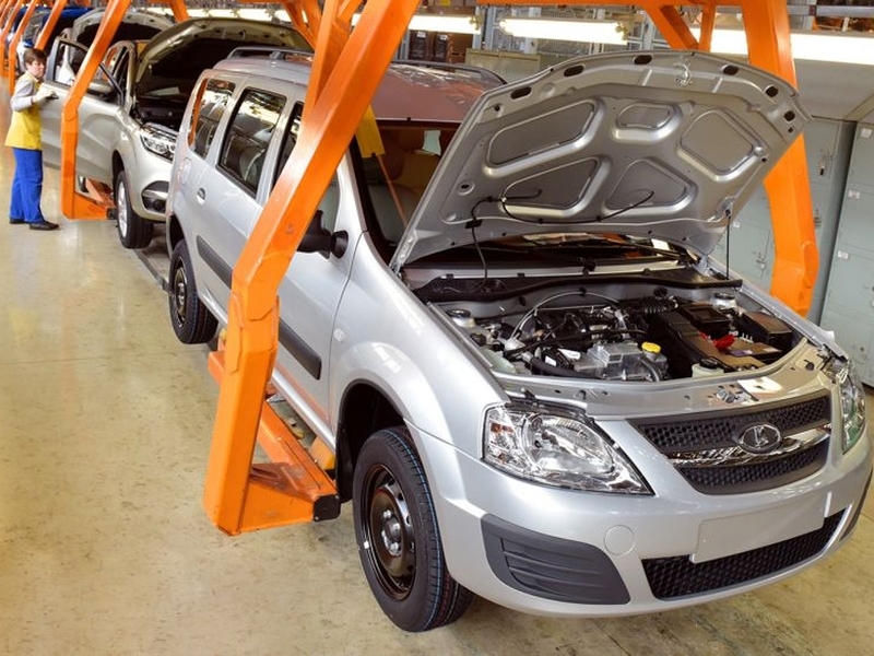 Универсал Lada Largus получил новый двигатель