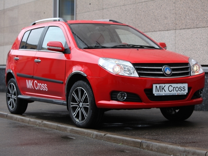 Geely MK и MK Cross уходят с российского рынка