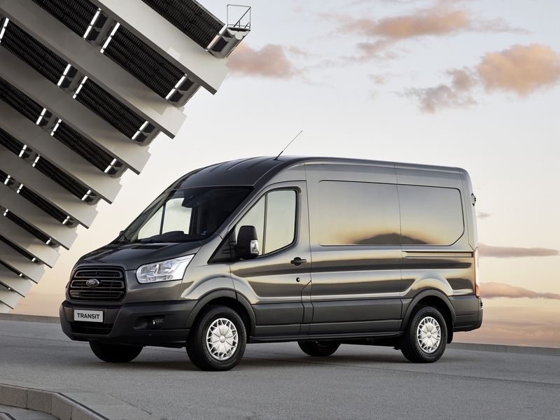 Ford Transit стал самым популярным иностранным коммерческим автомобилем РФ