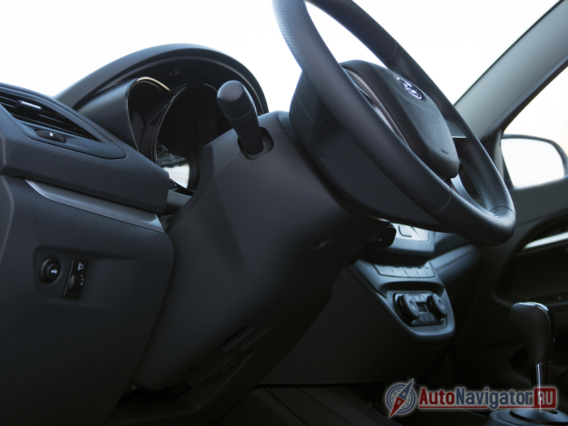 Хотите отрегулировать руль? Сначала найдите рычажок и разберитесь, что с ним делать