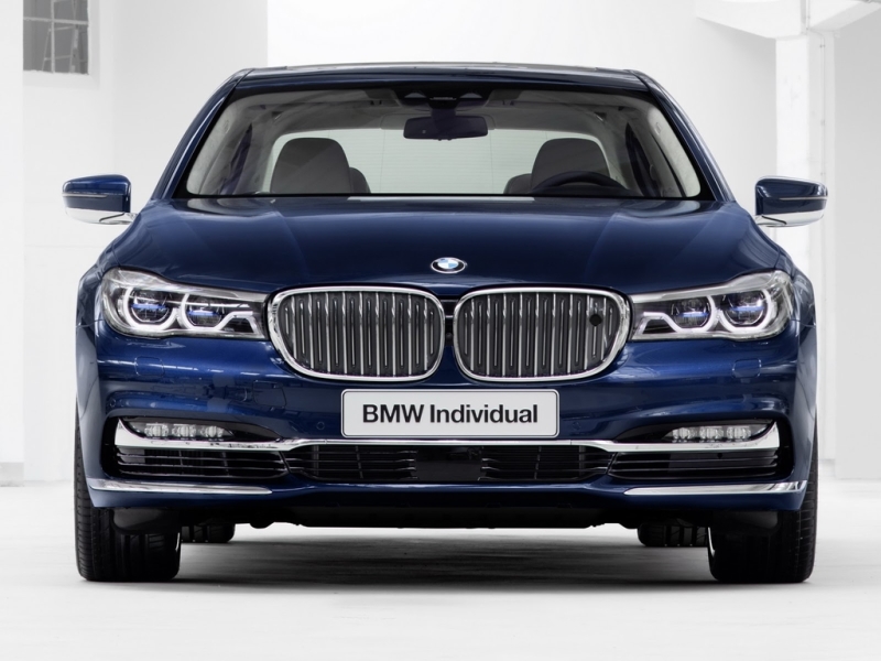 BMW Individual 750Li xDrive THE NEXT 100 YEARS — в России от 13 220 000 рублей