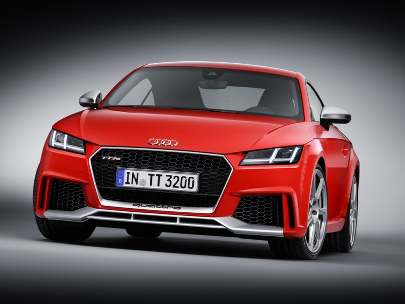 Audi TT RS Coupe и TT RS Roadster появятся в России осенью 2016 года