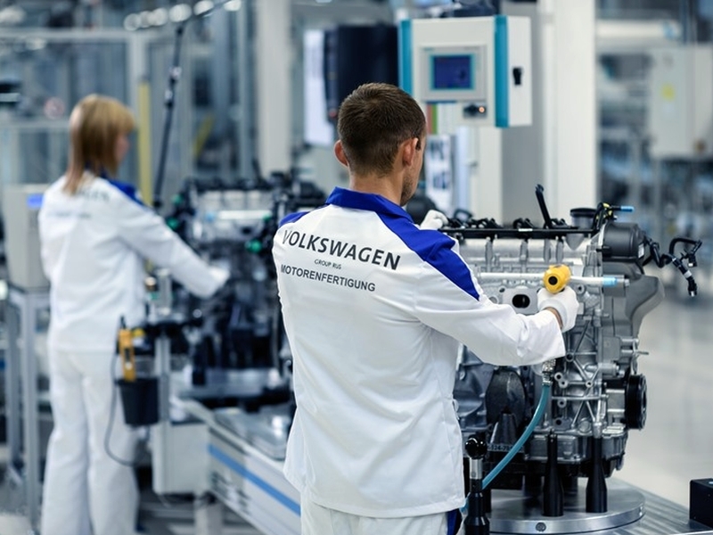 Компания Volkswagen выпустила в РФ юбилейный двигатель