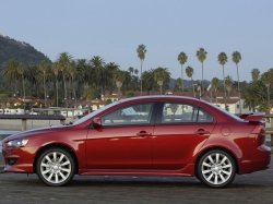 С российского рынка отзываются седаны Mitsubishi Lancer