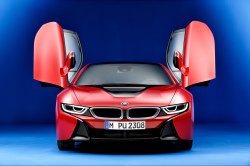 BMW i8 Protonic Red Edition — в России от 10 950 000 рублей