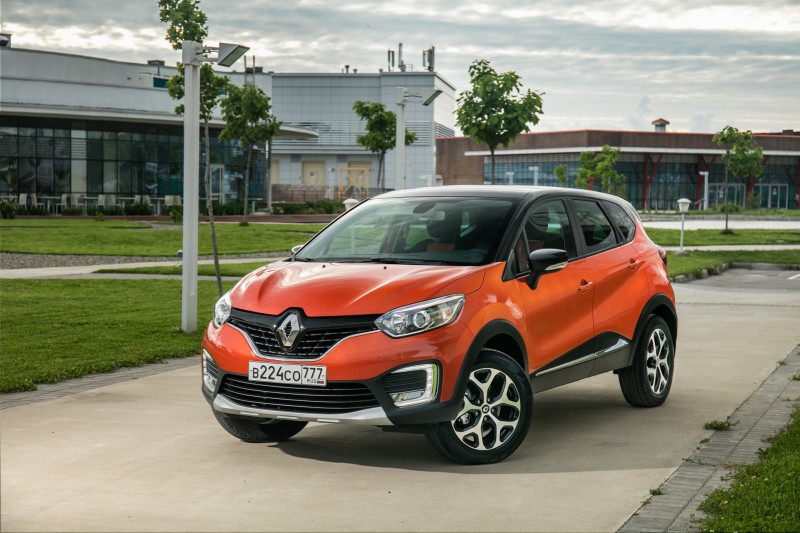 Renault Kaptur — в России от 799 000 рублей