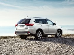 В РФ действуют спецусловия на покупку Mitsubishi Outlander по программам утилизация и trade-in
