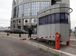 Две плоскостные парковки на ул. Новый Арбат в Москве будут оборудованы системой контроля въезда