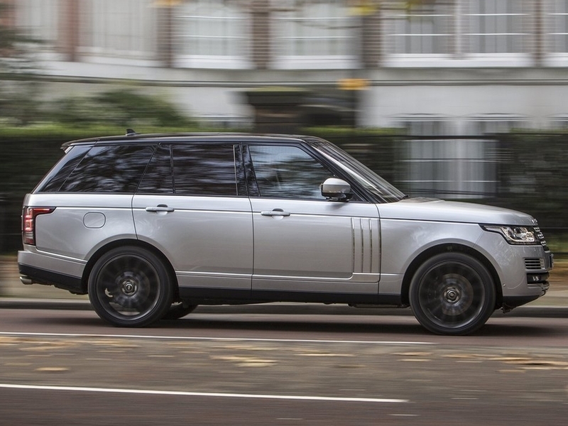 Покупателям Land Rover Range Rover и Range Rover Sport доступны сервисные спецпакеты
