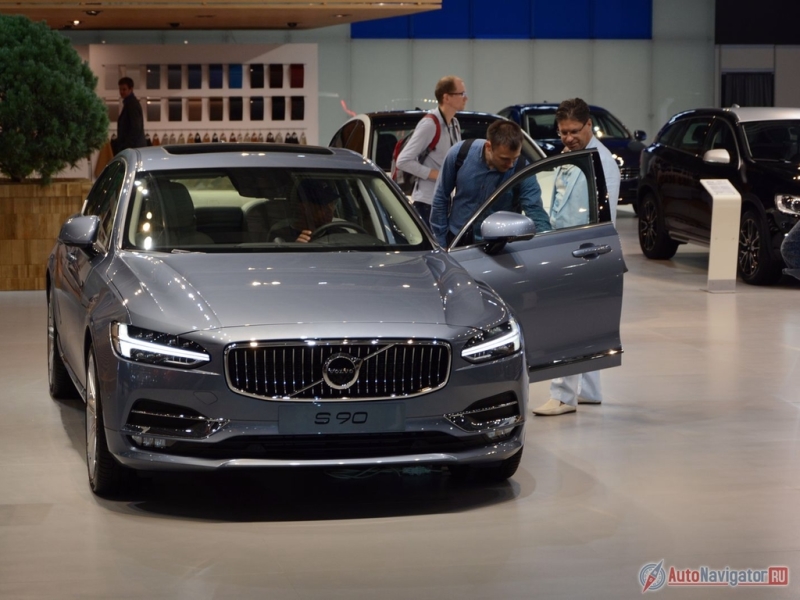 Volvo S90