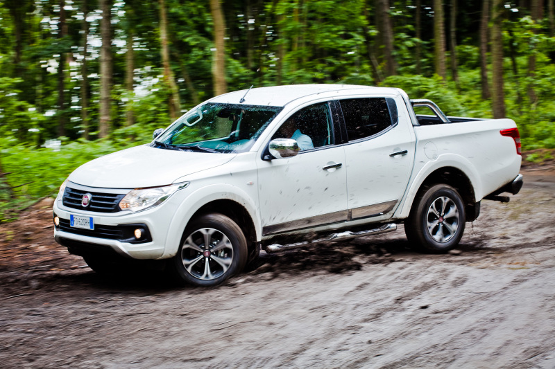 О внешности Fullback говорить вообще нет никакого смысла