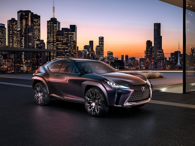 Paris Motor Show 2016: Lexus UX