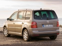 С российского рынка отзываются вэны Volkswagen Touran