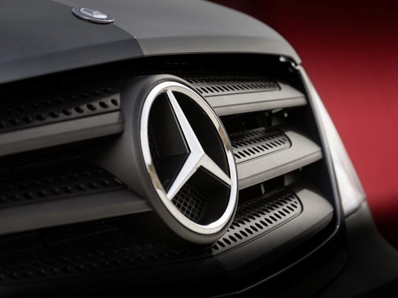 Пикап Mercedes-Benz GLT дебютирует через неделю