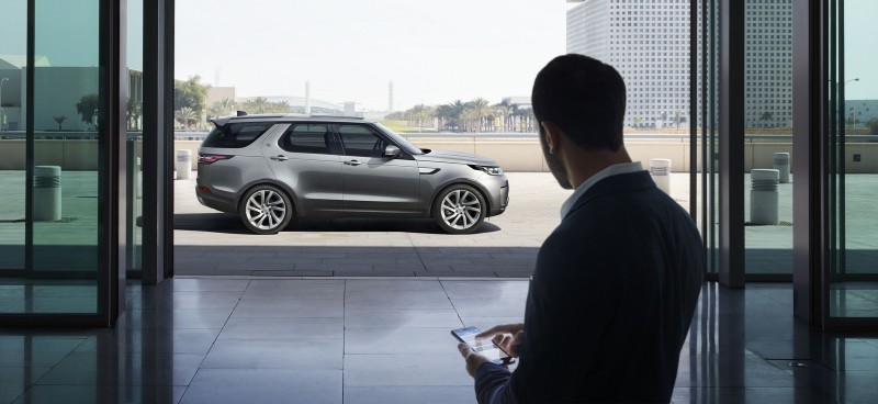 Благодаря инновационному полностью алюминиевому кузову, новый Discovery 5 отличается высокой производительностью, повышенной прочностью, экологичностью и экономичностью. В кузове — 85% алюминия, в том числе 43% — вторичной переработки