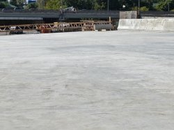 Завершается строительство моста через реку Пахру на Калужском шоссе