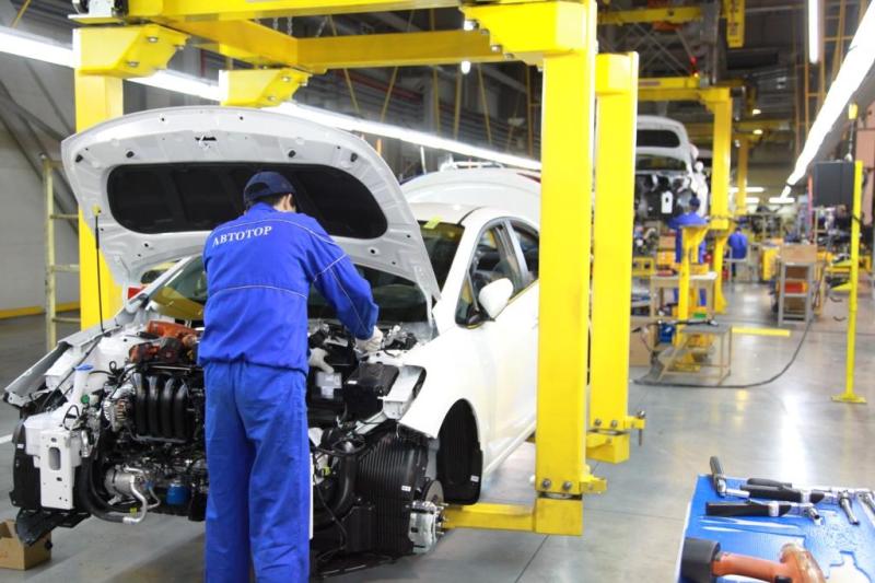 Процесс сборки KIA Cerato 2016 на АВТОТОРе