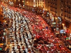 Количество автомобилей в столице перед Новым годом вырастет