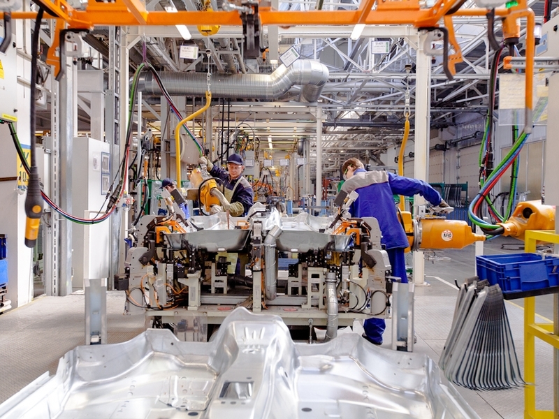 Volkswagen Group Rus и «Группа ГАЗ» отмечают пятилетие сотрудничества