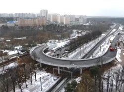 В столице почти достроен новый автомобильный путепровод через железную дорогу