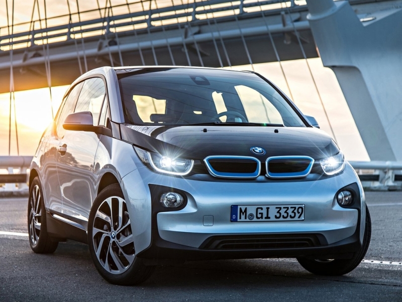 BMW i3 — в России от 4 360 000 рублей