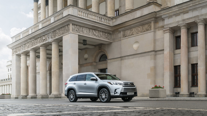 Toyota Highlander хорошо подходит для российских климатических условий