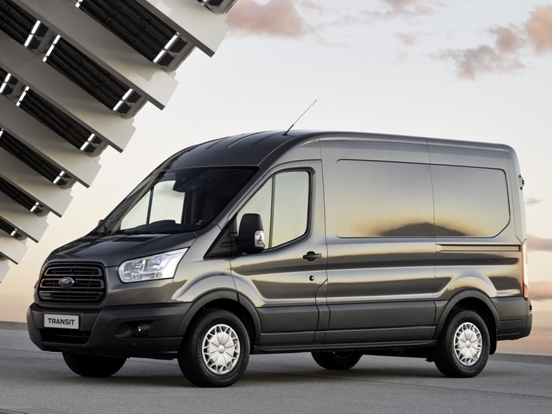 Ford Transit стал лидером сегмента легких грузовиков в РФ