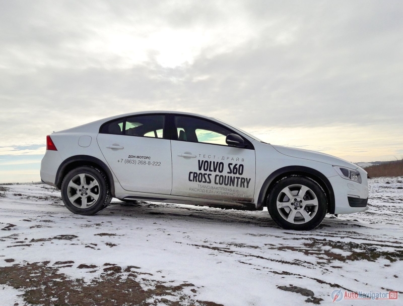 Жаль, что в комплектации S60 Cross Country нет брызговиков. В России они очень нужны!