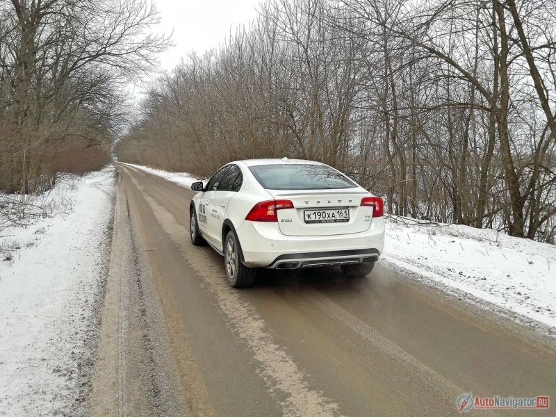 S60 Cross Country нельзя назвать некрасивым автомобилем