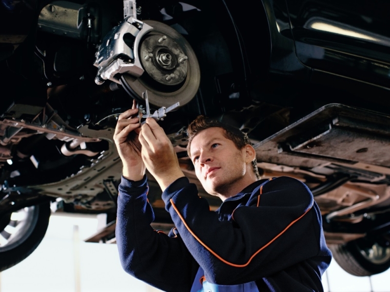 Компания Ford предлагает россиянам сэкономить на сервисе