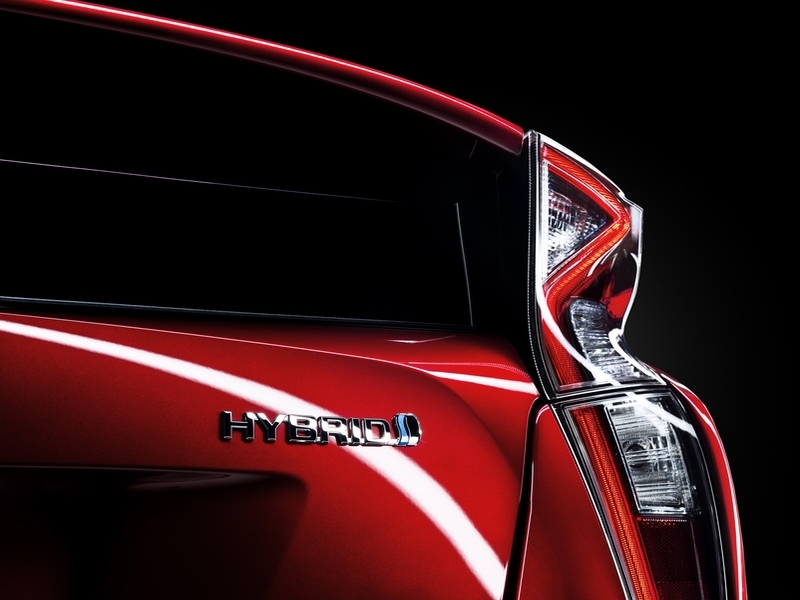Toyota продала более 10 млн гибридов