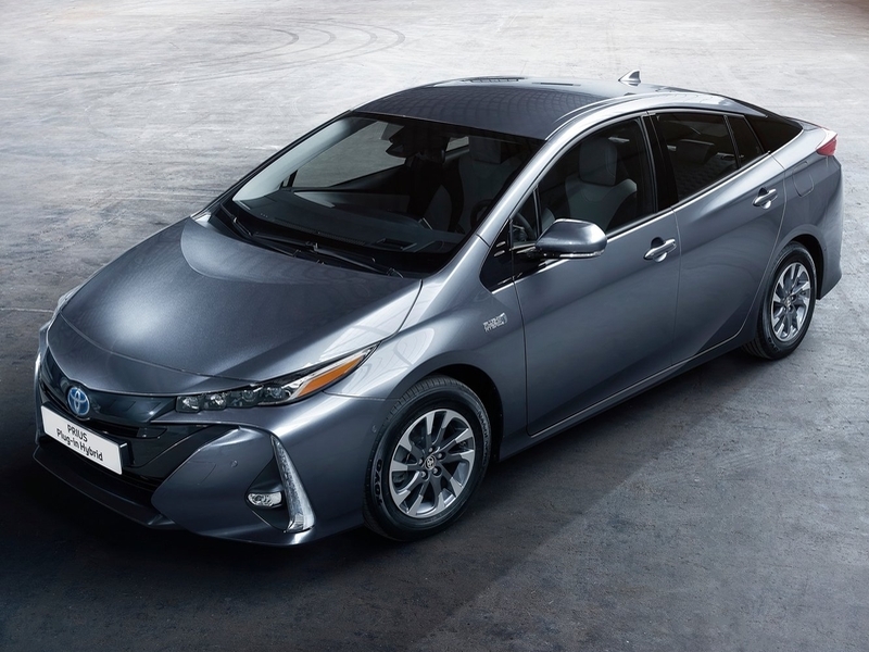 Toyota Prius получит солнечную «электрокрышу» от Panasonic