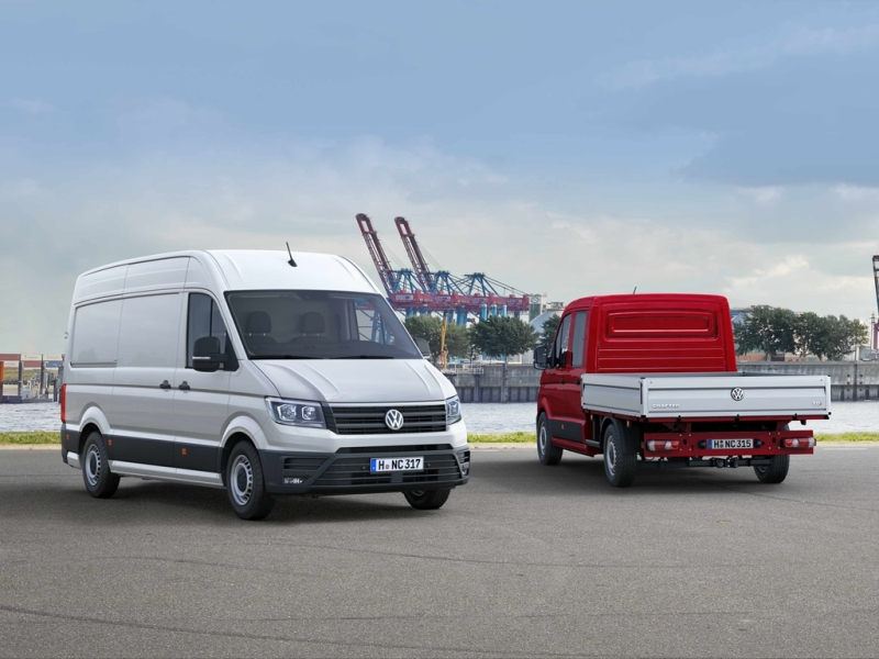 Volkswagen Crafter New — в России от 1 996 000 рублей