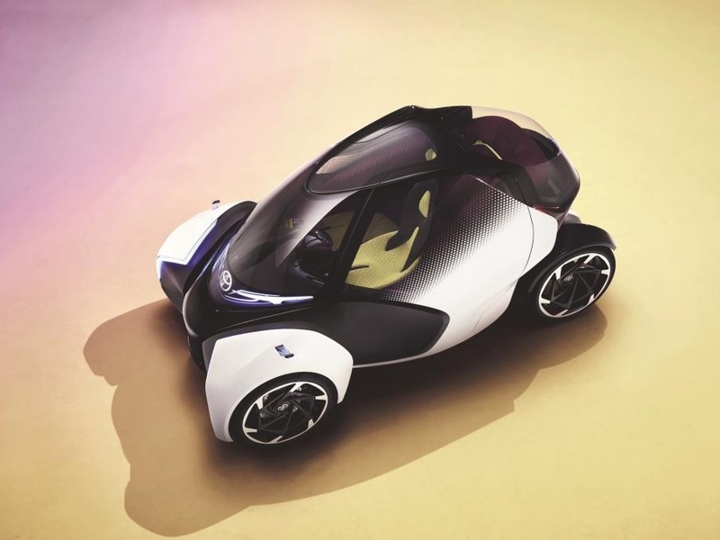 Оригинальный концепт-кар Toyota i-TRIL показан в Женеве